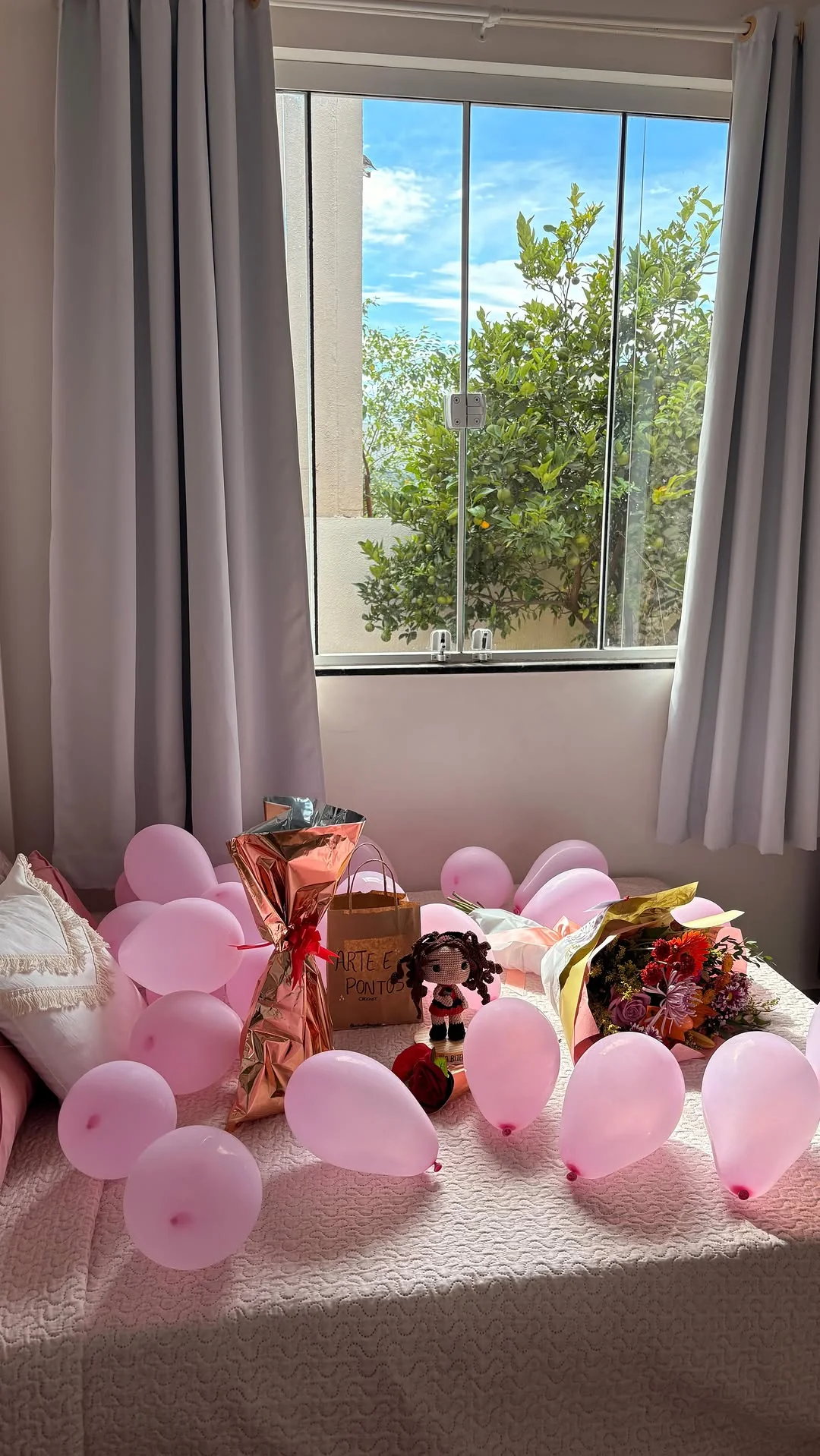 eu falei que tinha um coelho no quarto #vlog #bdaymariarita #explorepage✨ #fy