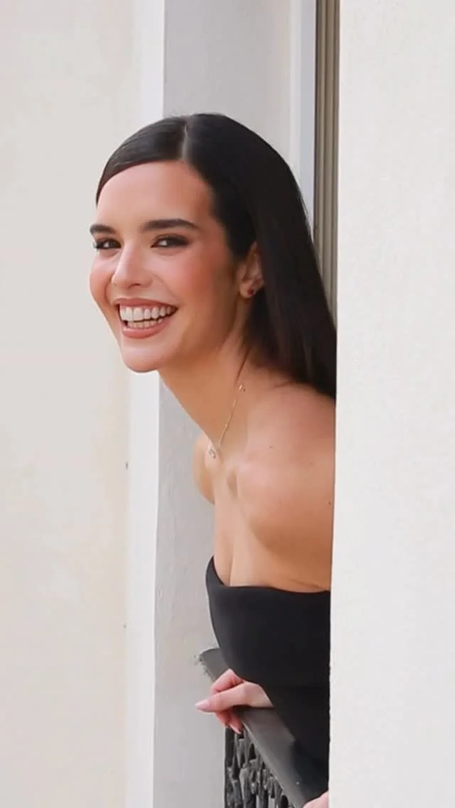 Oh oui, je t’aimeee beaucoup <3 

amor por lo que somos, por lo que creamos. amor por nuestra identidad, por nuestra cultura y por llevarla con nosotros a todos lados!! 

Amo este lugar, pero lo que más me enamora es nutrirme de todo lo que esta ciudad irradia. espero dejarle al menos una pizca de mí, en agradecimiento por todo lo que yo me llevo de ella!!!

joyas @joyeriagerais @messika 
vestido @victoria_cimadevilla