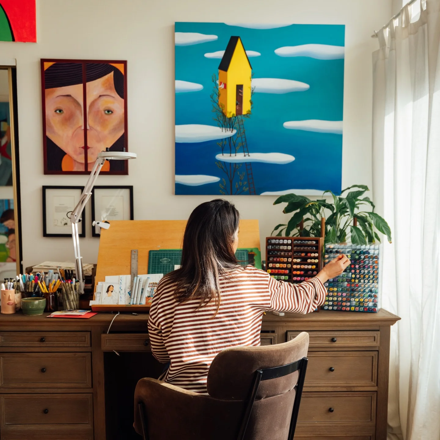 Birds chirping, palm trees and cypress trees swaying in the breeze, sunlight streaming through the tall windows ☀️ this is what you’ll feel most days when you step into my home art studio in Los Angeles. This drawing is...