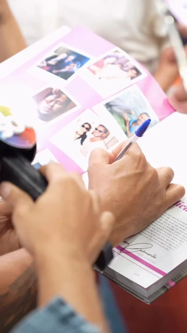 Lucas Guimarães merece abrir essa série de livros PERFIL @perfil.company, da Editora Marx Vas & Co., porque sua trajetória sintetiza, com rara clareza, o espírito do tempo em que vivemos. Ele não nasceu do privilégio ne...