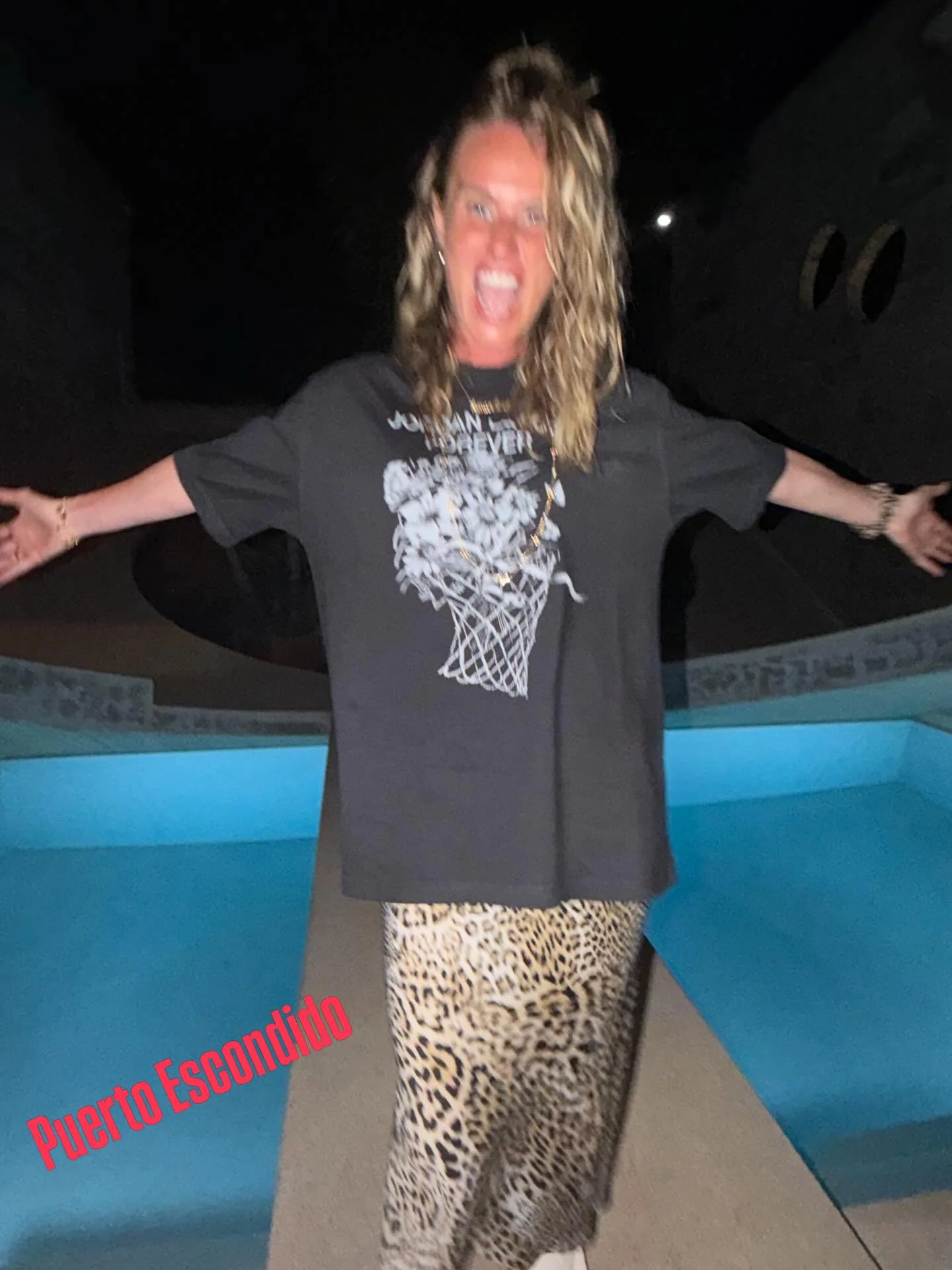 Instagram post by @amandine_henry (DVZstz8DB-4).