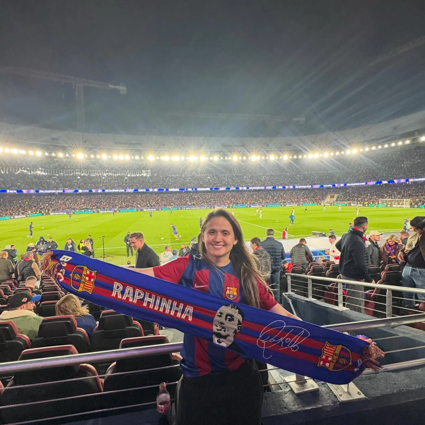 Hoje foi dia de realizar sonho… #CHAMPIONSLEAGUE Barcelona 7 x 2 NewCastle Oitavas da Champions League Ps: Sou pé quente Obrigada de todo coração @raphinha sem palavras pra você ❤️ (Obs: obg também ao amigo que diretame...