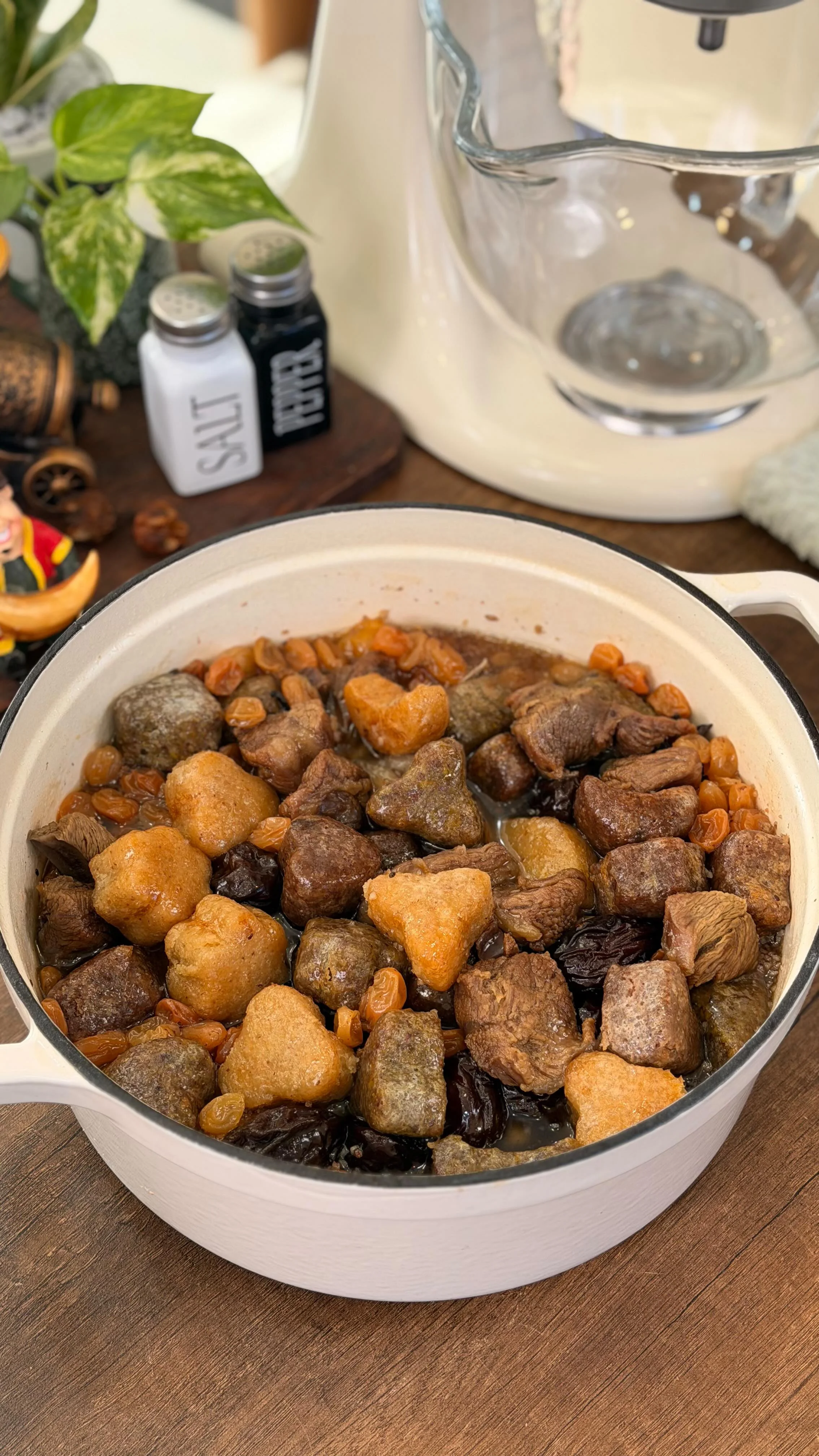 نتوما طاجين لحلو تطيبوه باللحم ولا بدون ؟ وصفة شباح السفرة شاركتها معاكم من قبل #رمضان #وصفات_سريعة #حلويات_جزائرية_تقليدية