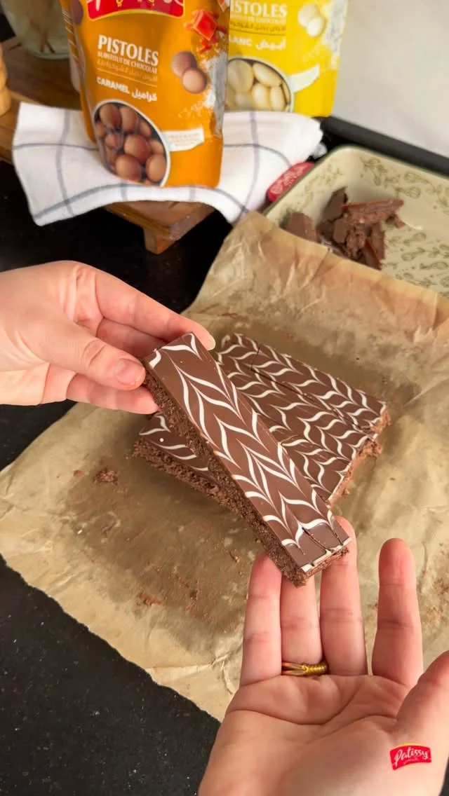 ⁨ أصابع البنيون ، شكل جديد وبنة خرافية . . . . . . . #بنيون #حلويات_جزائرية #جزائرية_وافتخر⁩