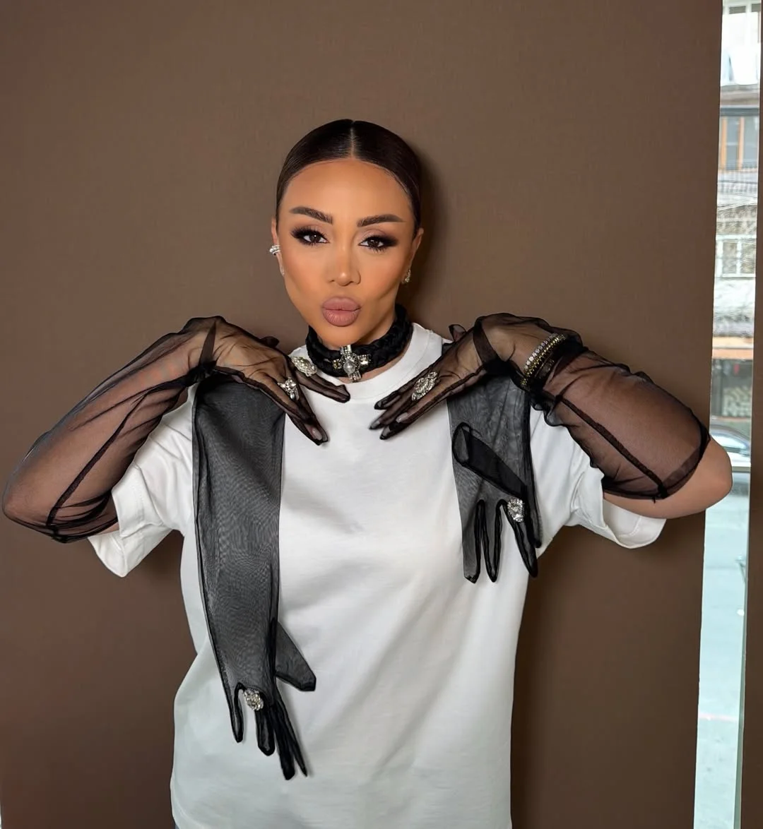 Ինչպես նկատեցիք ` Got Talent նախագծի շրջանակում նկարահանումները շարունակվում են. այդ պատճառով ես և իմ ֆանտաստիկ , ուժեղ թիմը ամեն օր աշխատում ենք ,որպեսզի ձեզ ներկայանամ ամեն անգամ տարբերվող և գեղեցիկ❤️‍