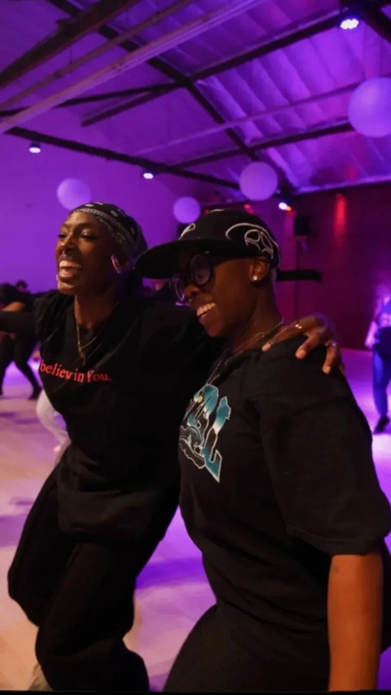 The Amarimonster Experience continues LA yall were a ball of joy man, the energy in both classes were through the roof. Thank you for coming ! Shoutout to my queens @locodp @crystaljackson_ @abbymel_ for coming and help...