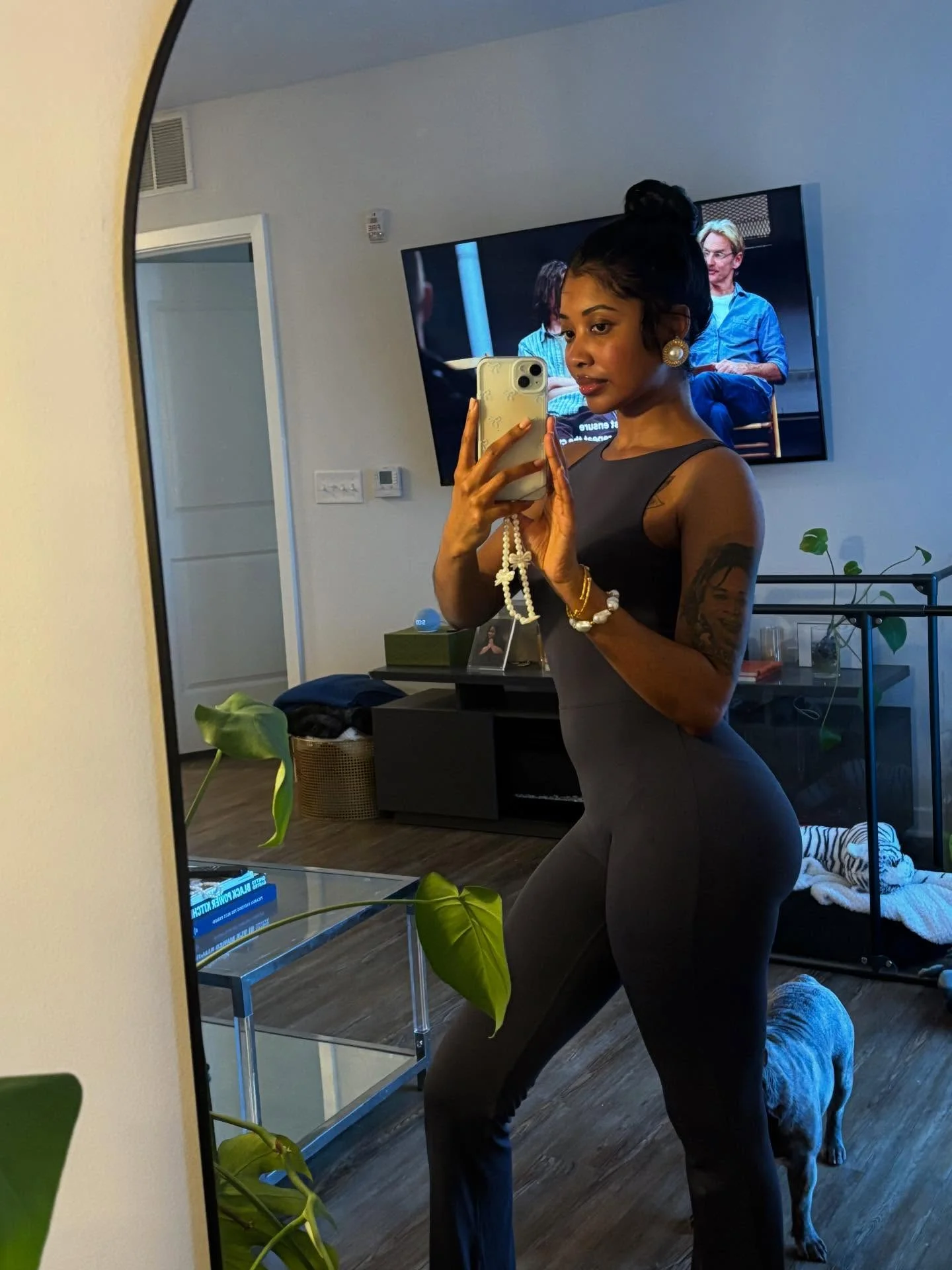 Instagram post by @amaryatiana (DWShxAoDfwI).