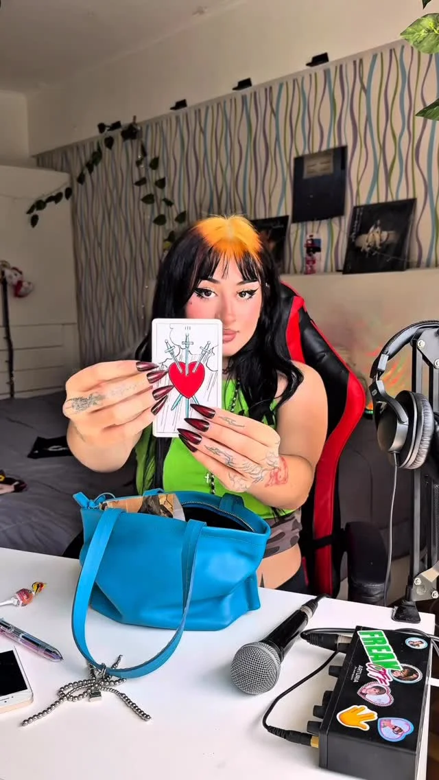 HOY 21HS presave https://grandmoverecords.lnk.to/WowGucci