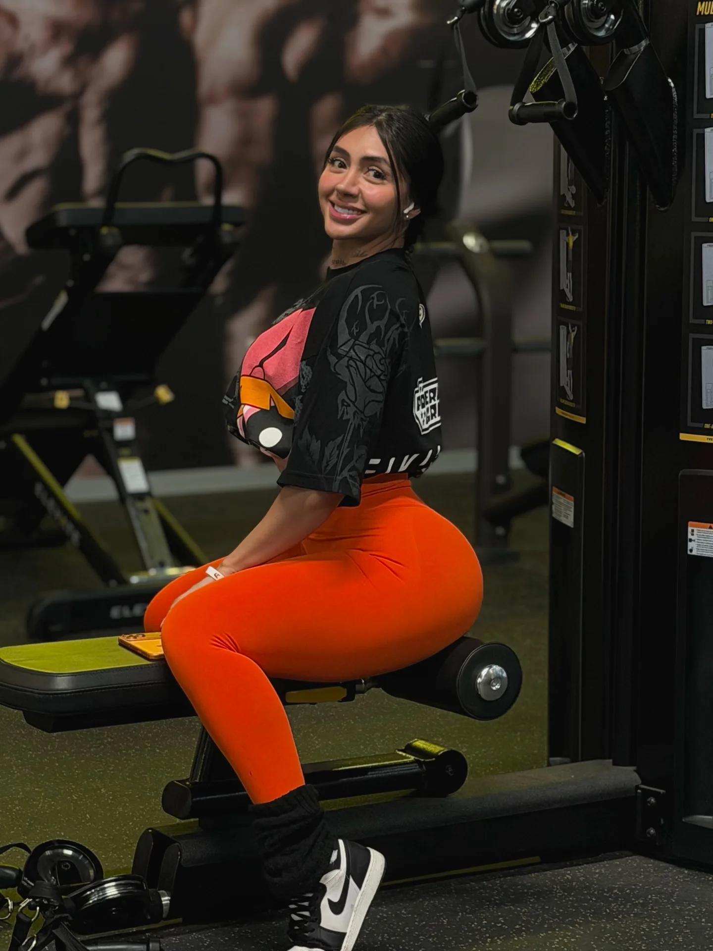 tengan lindo fin dumpito de viernes Suplementacion @dragonpharma_latino Over @civilregime AMBER10 Gym @sevendaysgold ✨