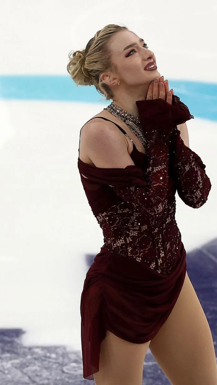 In honor of being Nominated for the @isufigureskating awards for "Most Entertaining Program" & "Best Costume" I thought I'd share my favorite program I've ever done in competition. I'll never forget the magic in the arena I felt that night!