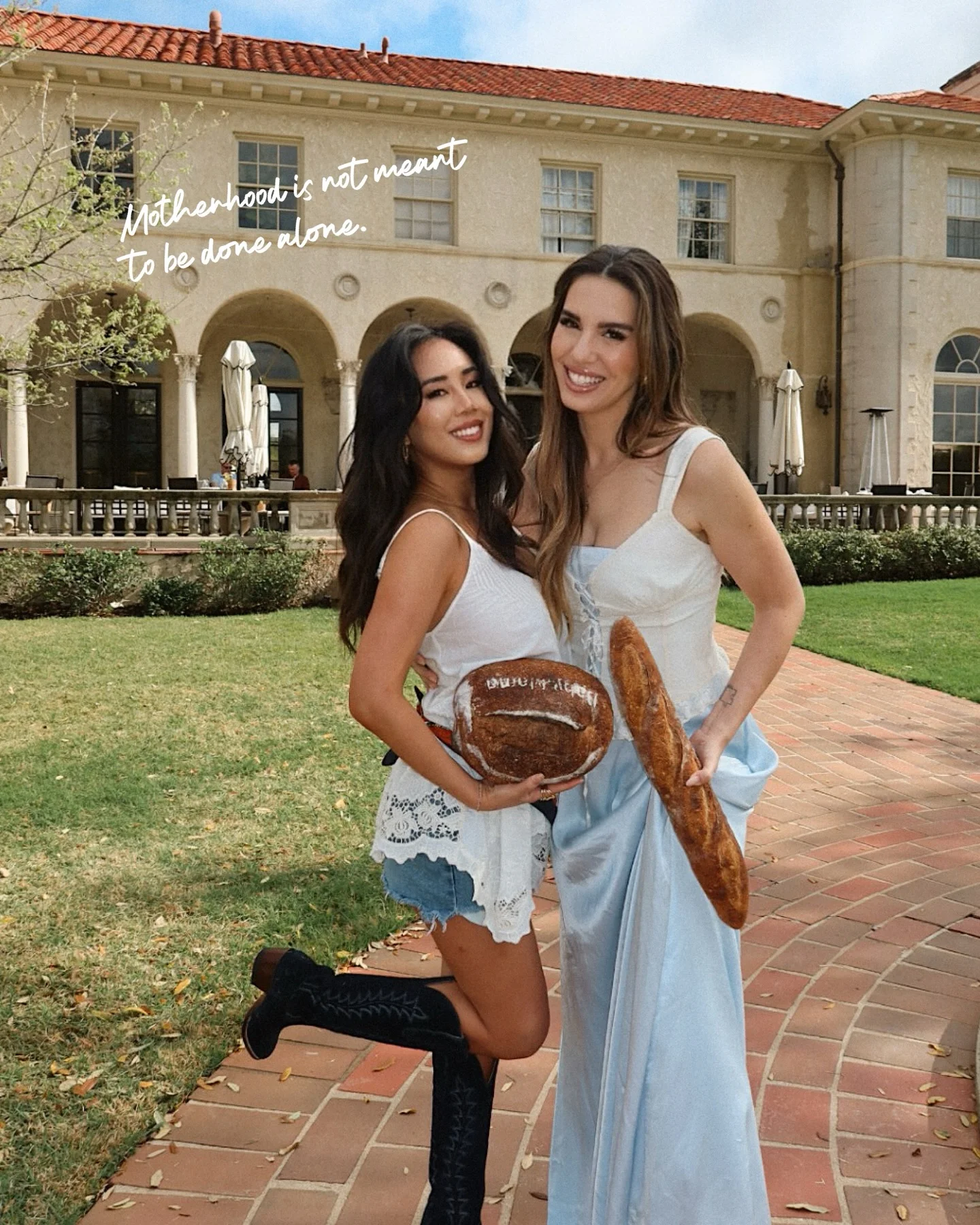 sourdough baking this morning with @bumpsuit x @spell (I named my starter Sophie, after Bridgerton ofc) Ty @nictrunfio for bringing this group of powerful mamas together ✨