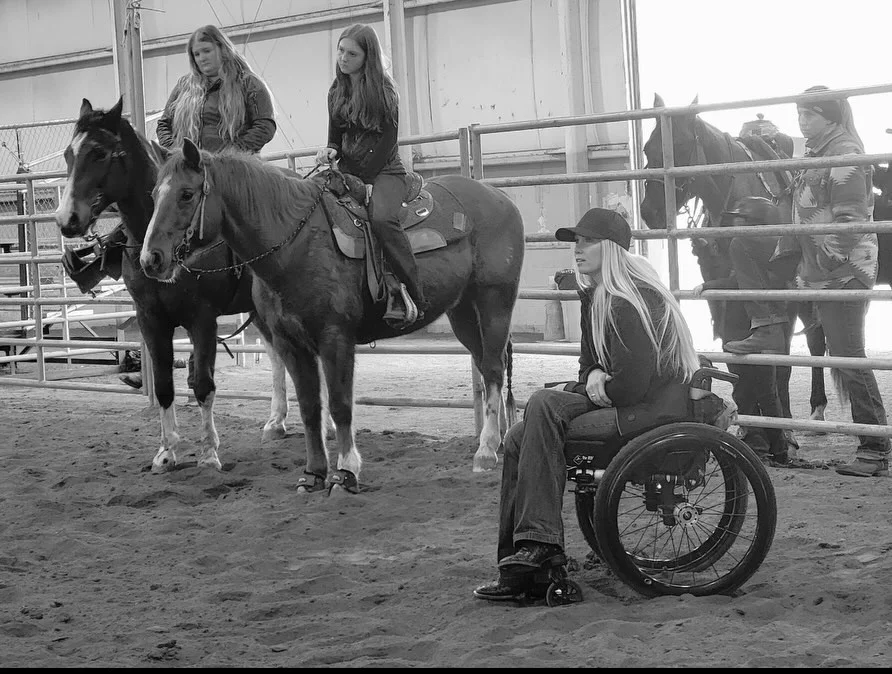 Oregon Clinic 2026 2 very long days of barrels & poles! I am so thankful for amazing giveaways I get to share and hard working humans wanting to learn! TOML @tomlproducts REDMOND EQUINE @redmondequine SILVER LINING HERB...