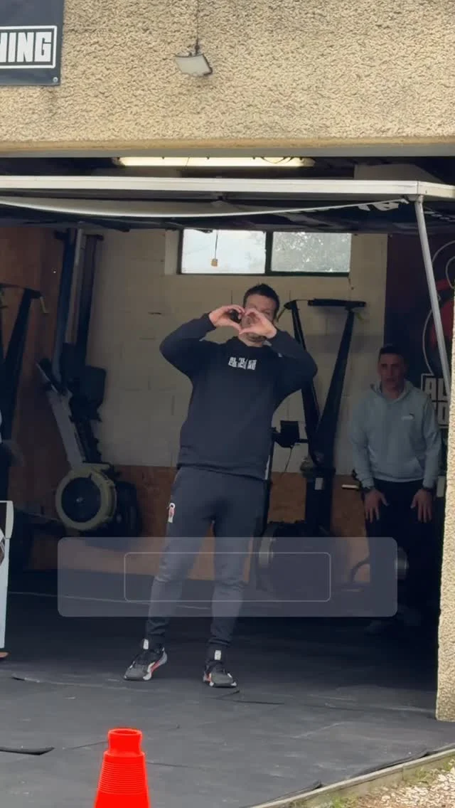 On n’est pas venu ici pour souffrir ok @alpillescoaching !???? #sport #mereetfille #momanddaughter #crossfit #sportgirl