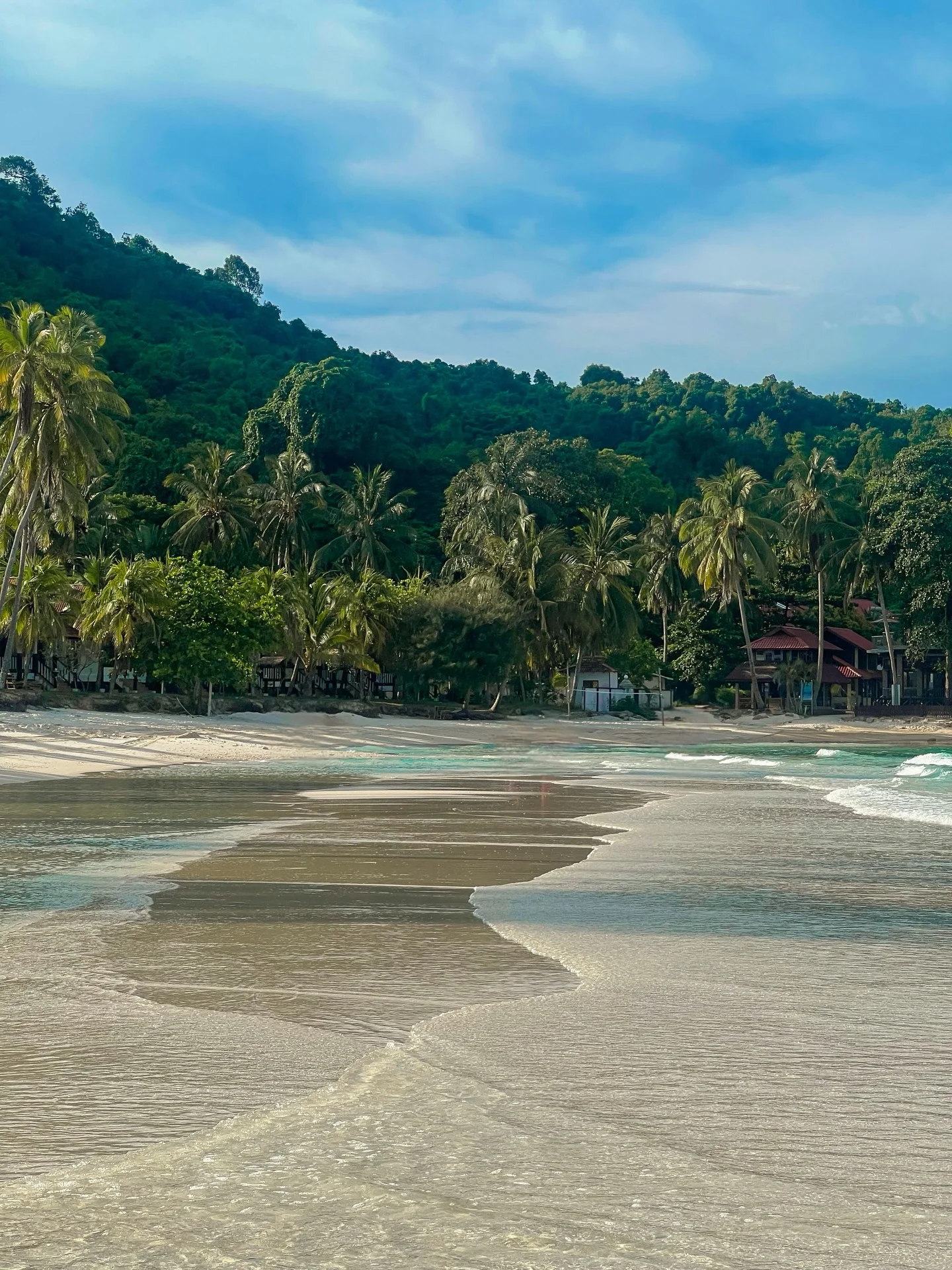 lost somewhere between the waves and the palms . . . . . #travel #malaysia #malaysiatravel #travelgirl #islandlife Malaysia travel, tropical beach, island escape, paradise vibes, Southeast Asia trip, summer mood