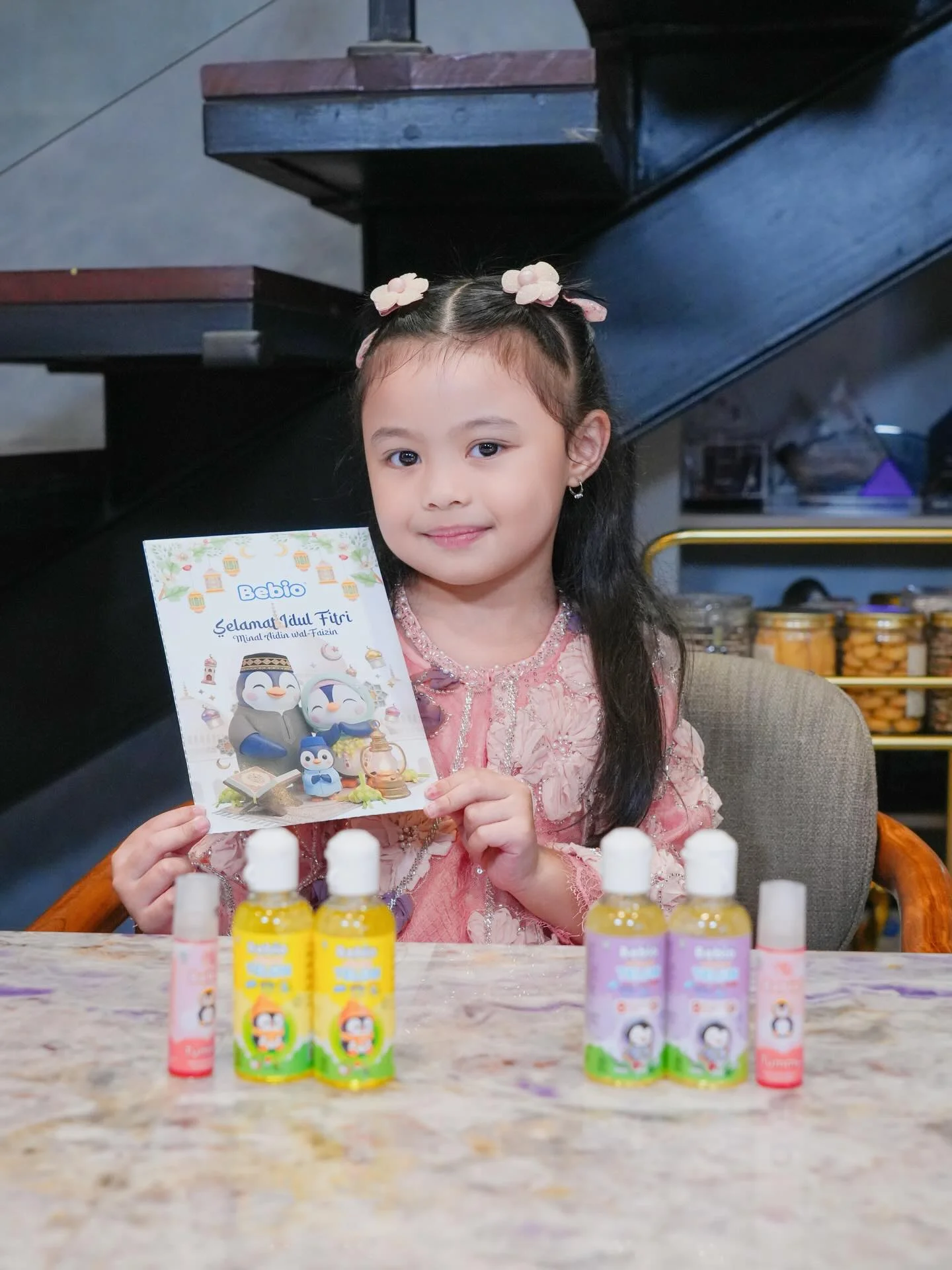 halo ontyyy👋🏻
aku dan @bebio.idn mau bagi-bagi berkah nih buat 5 orang yang beruntung.
Ada hadiah sebesar Rp200.000, - dan paket produk untuk masing-masing pemenang.
Caranya gampang:
1. Follow @ameenaatta dan @bebio.idn
2. Komen harapanmu untuk hari Idul Fitri
pada postingan ini.
Periode sampai 20 Maret 2026.
Jangan lupa ikutan yaaa😉