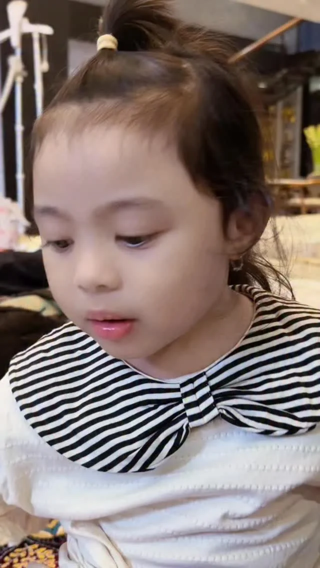 Cepet Sembuh kaka Ameena ❤️ udah 2 hari ga sekolah 🙏🏻