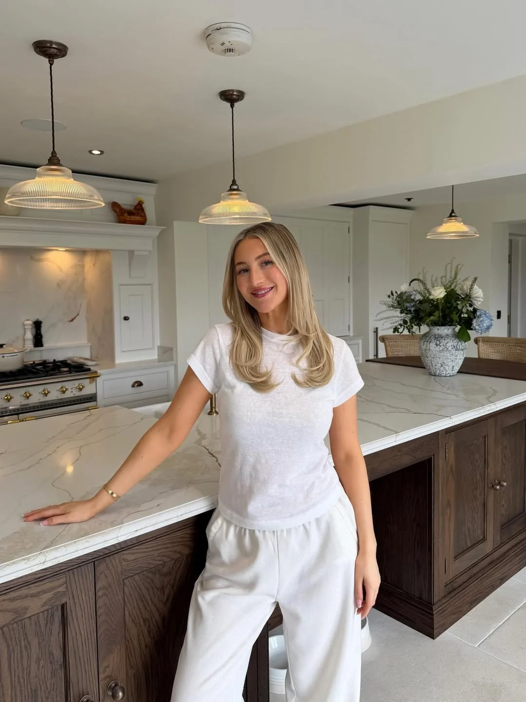 New kitchen & new hair My dream kitchen is complete!! And it’s had the seal of approval from Crumbs swipe for a before…. My worktops are exactly what I pictured in my head when I was designing my kitchen and have been d...
