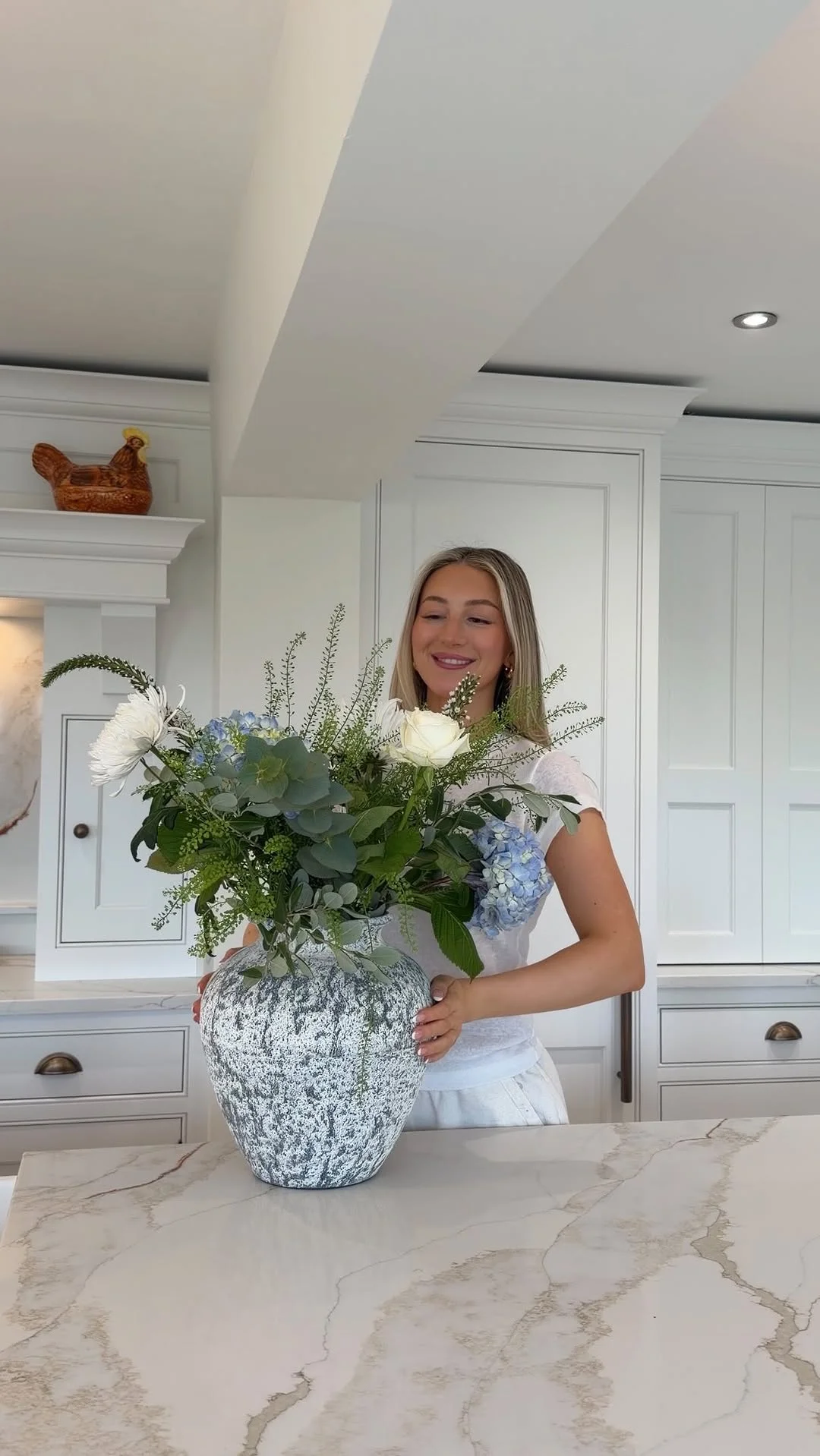 A new kitchen means new flowers