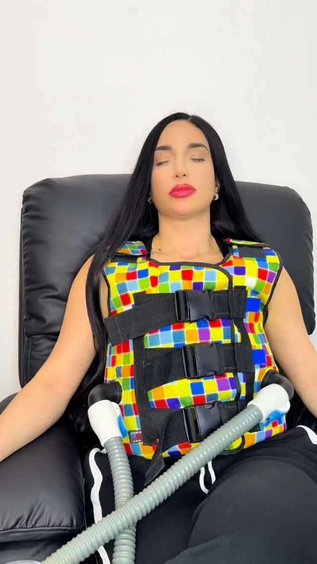 Tus pulmones 🫁 necesitan mejor salud, no esperes complicaciones mayores.
Estamos ubicados en Santo domingo distrito nacional, av rómulo betancour esquina Eva pellerano #55 frente a David freno.
Tel: 809 364 5736 Whats: 809 514 0812 @fisiomarten