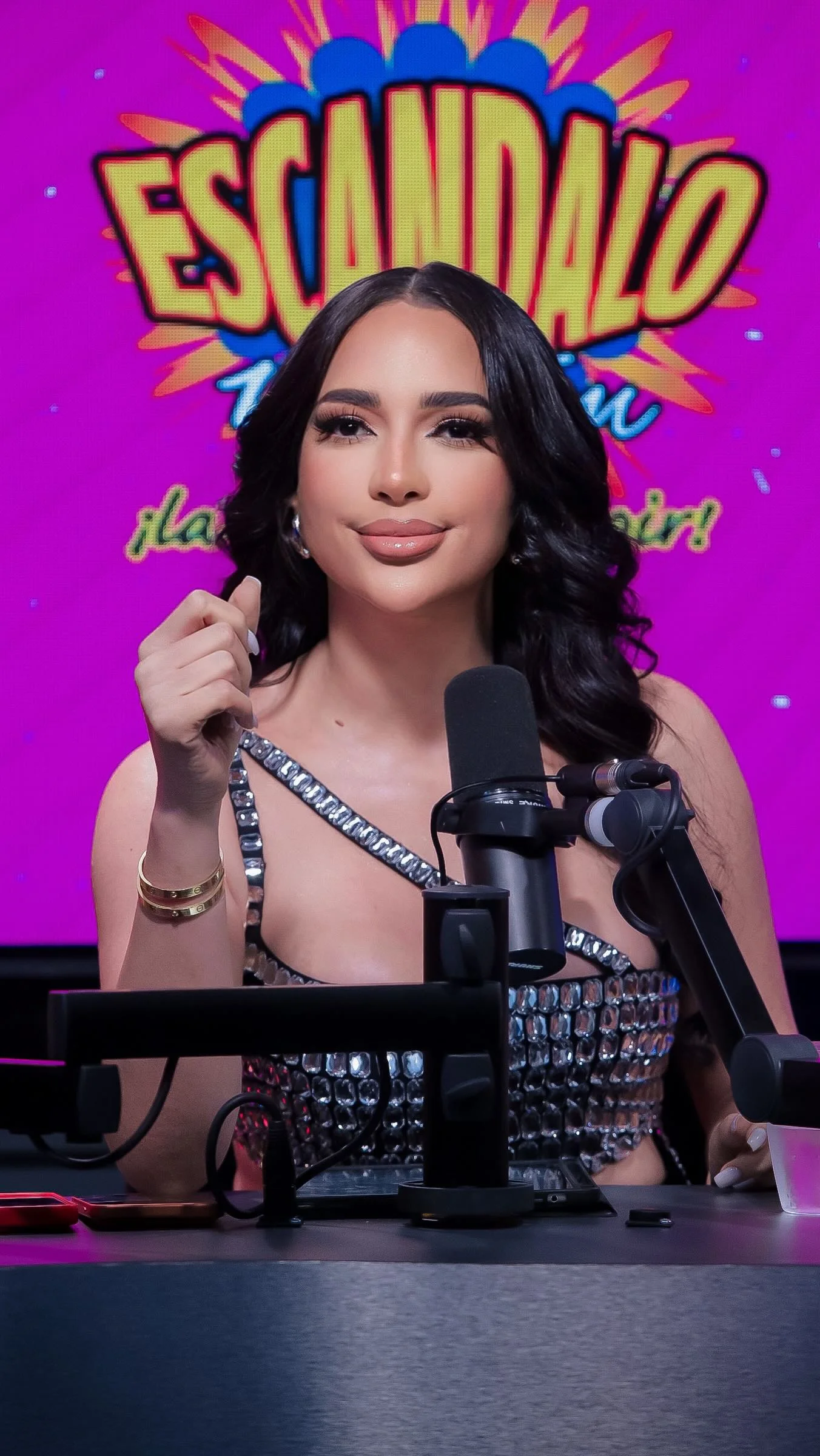 #DiegoPesqueira vocero de la #PoliciaNacional nos da detalles de la situación actual de #Yailin y @ameliaalcantara01 lee entre líneas 🫢🏃🏽‍♀️

YouTube/AlPeloRadio▶️