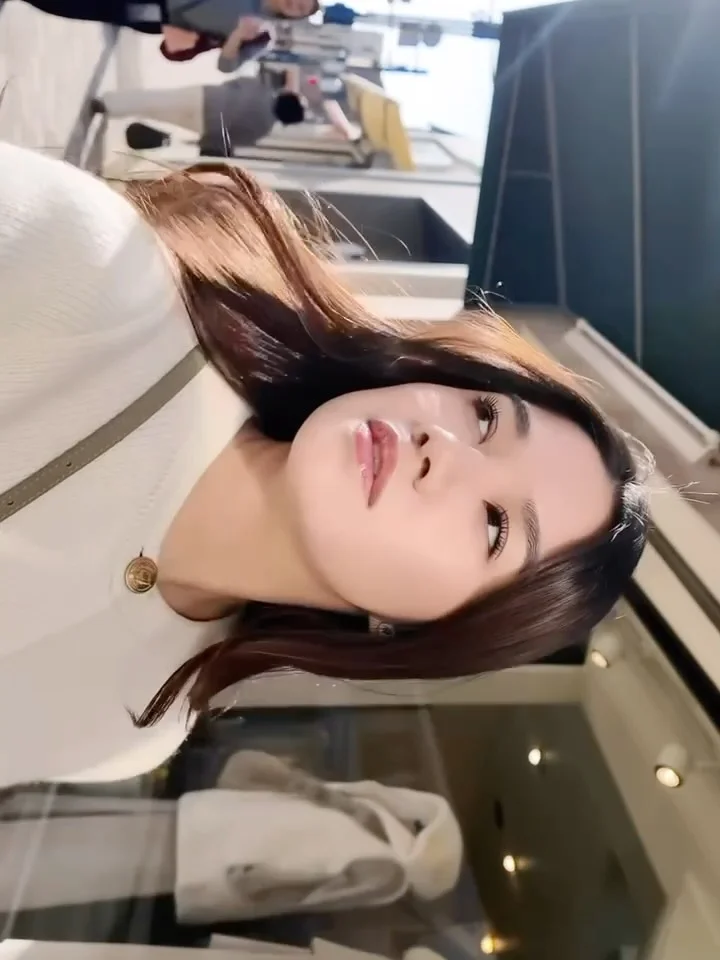 bits of moments & memories