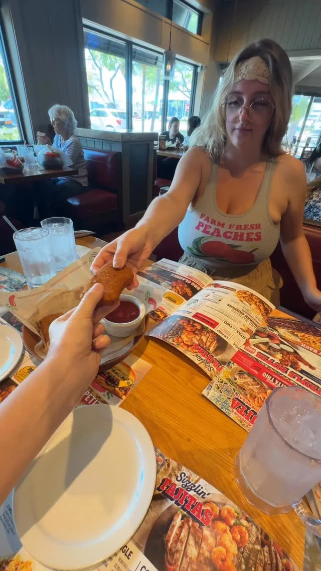 Who likes a good cheese pull?