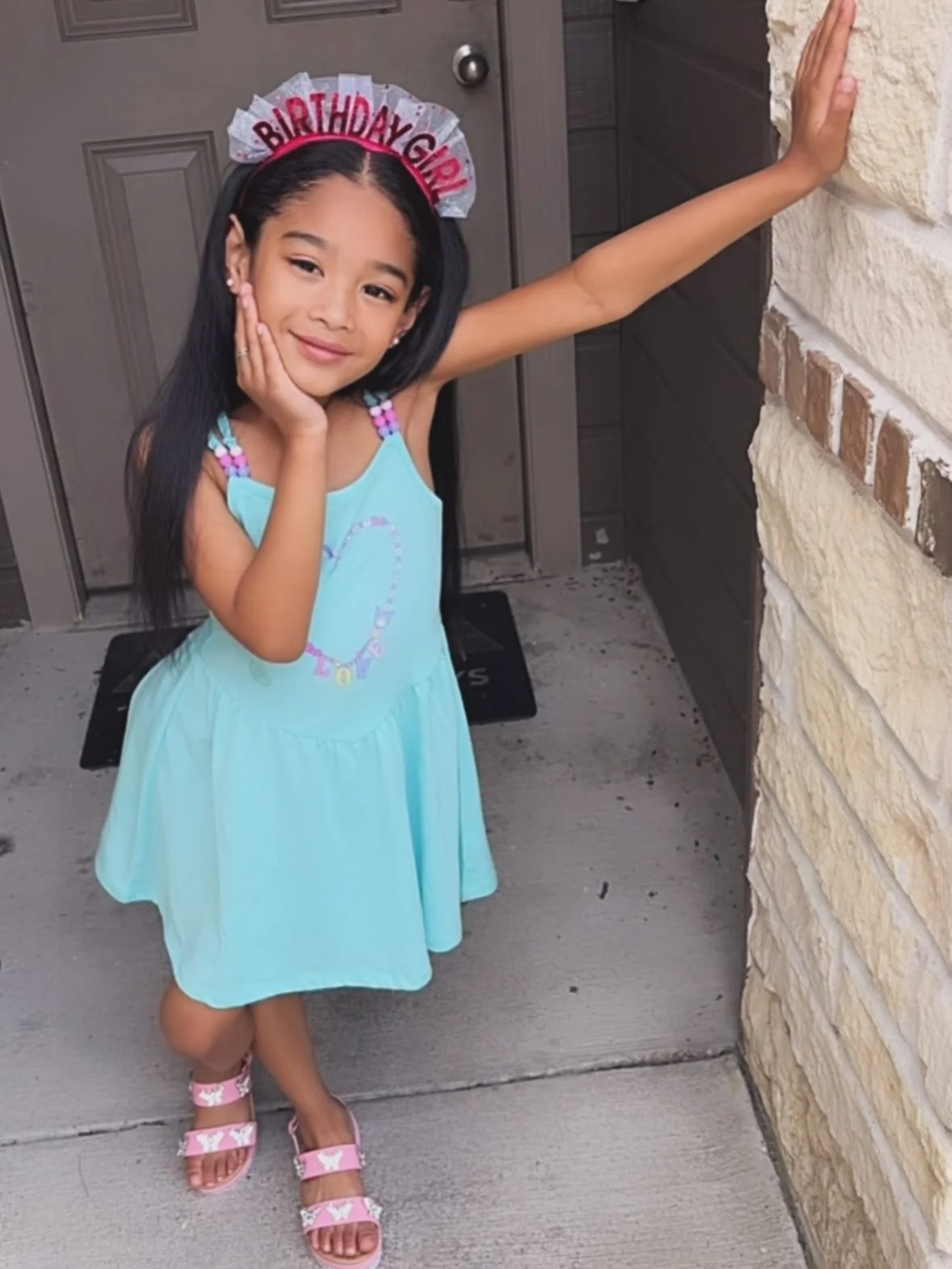 I was 6️⃣ now I’m 7️⃣ Happy Birthday to meeeee