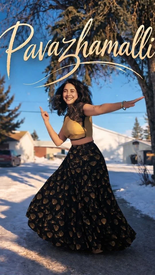 കുറച്ച് മല്ലിപ്പൂ കൂടി വേണമായിരുന്നു... Pavazhamalli ☺️ My costume, customized by Amma . @abhyankkar @kayadu_lohar_official @sherif_choreographer . #pavazhamalli #trending #saiabhyankkar #tamil #dance [ Pavazhamalli , T...