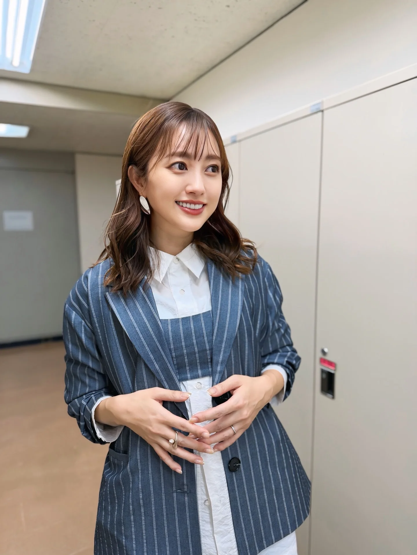 まだまだ衣装写真あるから載せるね テレビや企業さんとのYouTube撮影、広告撮影などなど 2.3月は沢山収録&撮影させていただきました 3月も残り数日頑張りましょうーー！