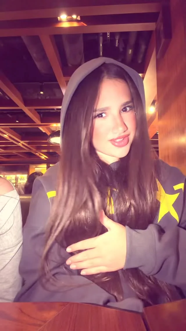 Instagram post by @amina_kikido (DVsbaHnjOhc).