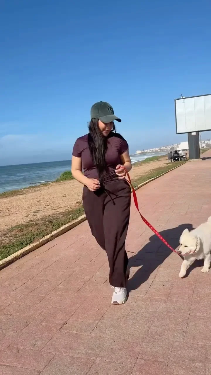 Spend with me a slow morning #ad #vitaminc #garnierskin #serumcleanser #fastbright