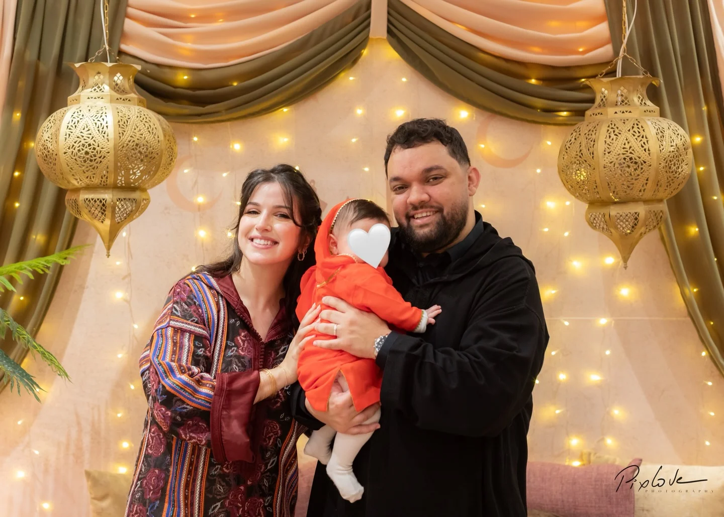 عيد مبارك سعيد 🤍
📸 @pixlovephotography