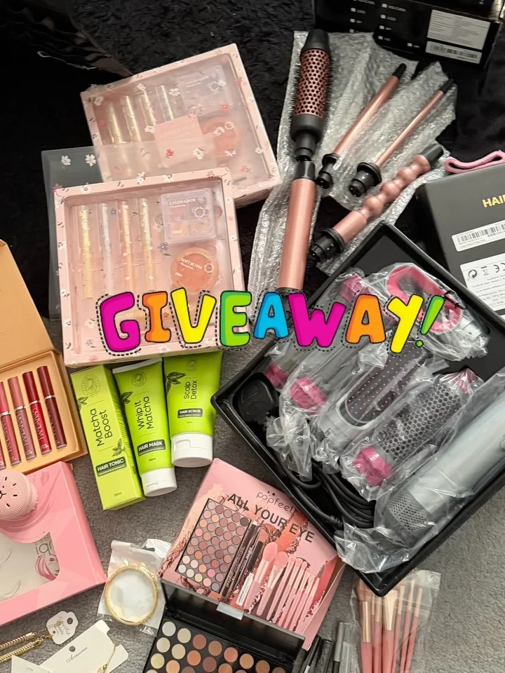 EID GIVEAWAY FOR OUR JANU FOLLOWERS ✨ . Thanks for showing love as always , here’s a lil token of love from us! ✨ . Rules: 1- Follow us , @nabz_malik @aafreen.sayedd @ammara99ahmad @isma.diaries 2- share this post in st...