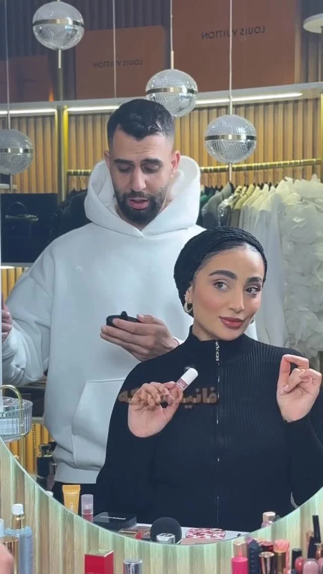 ⁨ أي طلعة من البيت… بدها لمسة أخيرة وأكيد من منتجات سوبر-فارم ‪@super_pharm_ar‬⁩