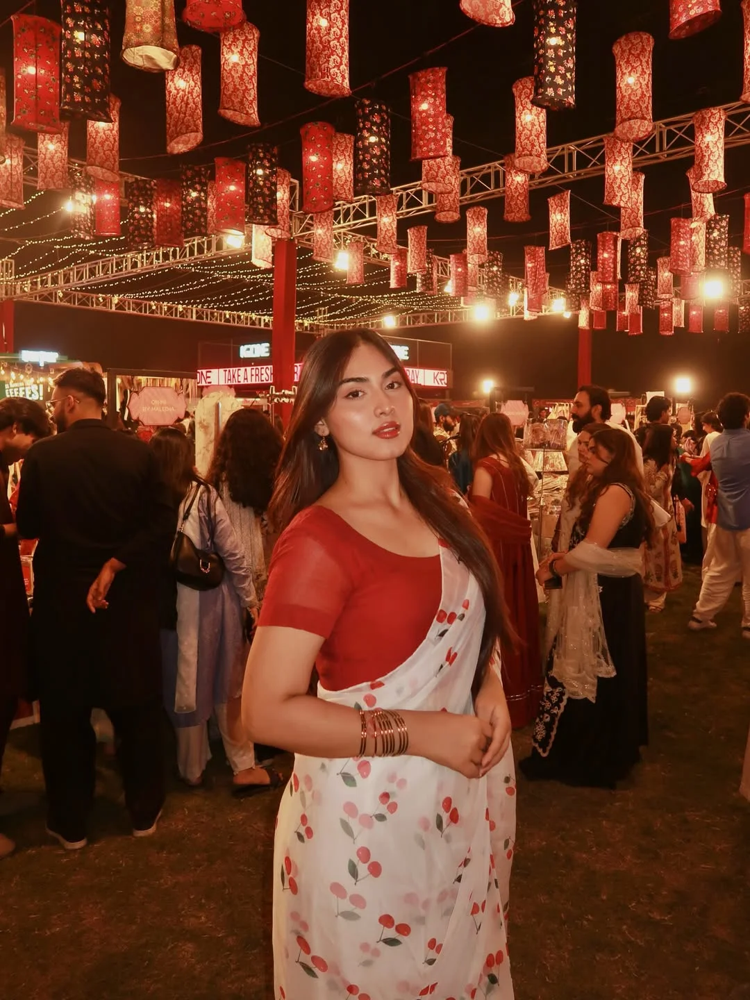 microwave aesthetic? @mashionbazaar @saareeka_official