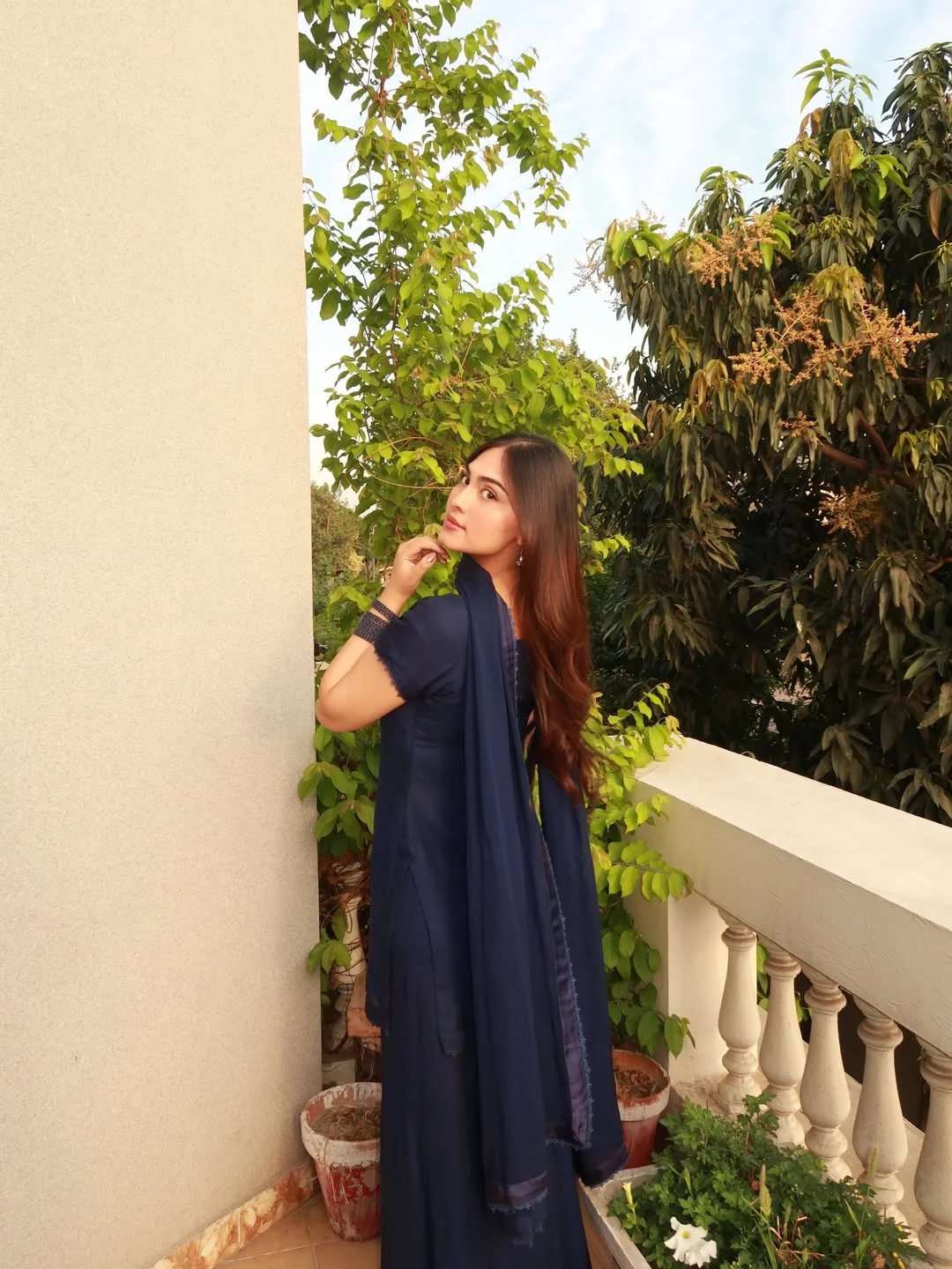 Instagram post by @amnayouzasaif (DWB17pyjKlz).