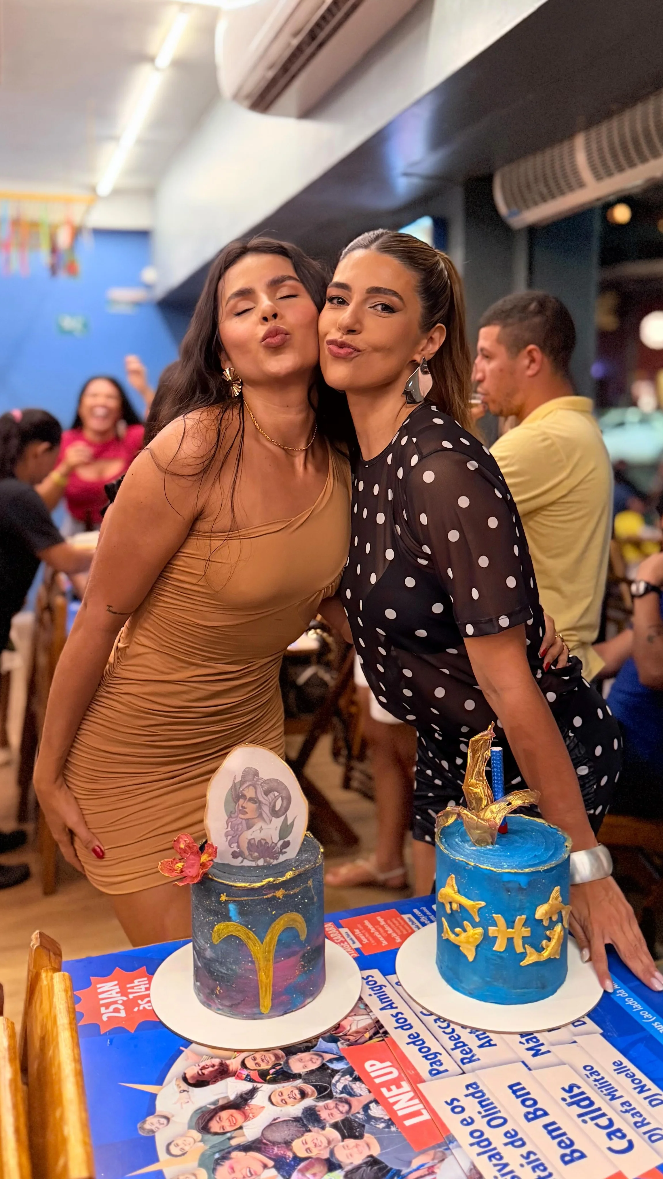 Celebrar a vida é bom demaisss, mas dividir esse momento com a amiga ariana que faz aniversário um dia depois do seu, é melhor aindaaa 😍 Te amo, amiga!!!