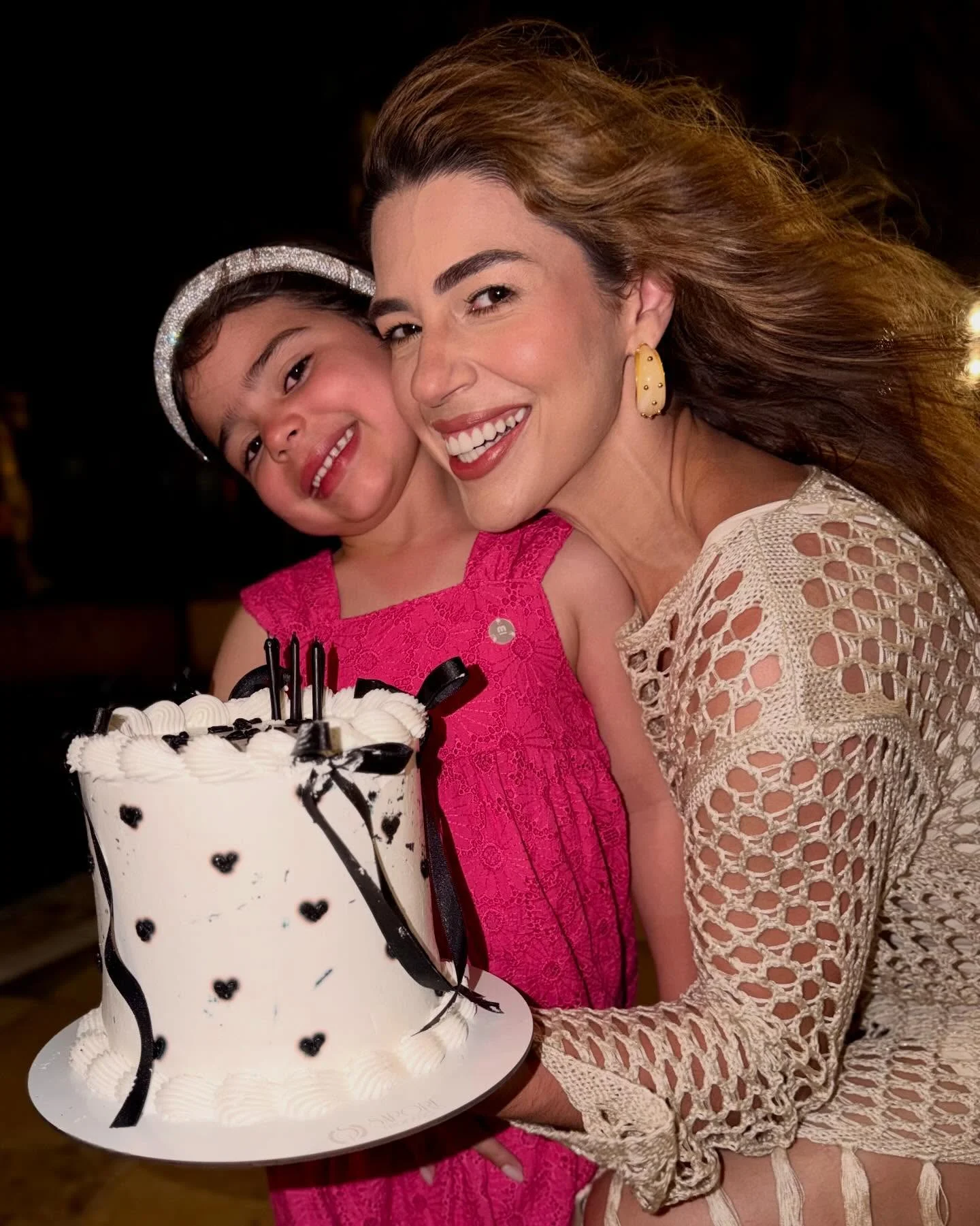 Meu dia 20/03 🫶🏼 Sou mto abençoada e o meu maior presente tá aqui coladin cmg… Obrigada, meu Deus!

E obrigada por todas as mensagens, minha gente! Receber o carinho de vcs deixa o meu aniversário ainda mais especial 🥹