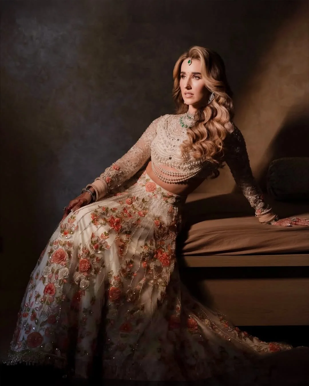#ManishMalhotraBride Sophie (@sophieshine93) personifies regality in the exquisite threads of the atelier in —Inaya Summer @shikhardofficial @manishmalhotra05 @manishmalhotraworld Makeup and Hair artist: @amritkaur_arti...