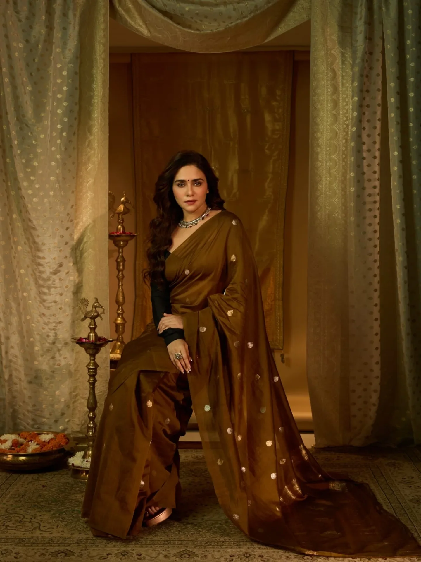 A drape that tells a story of heritage and heart.✨

✨MRIDULA | SILK COTTON SAREE | COLLECTION OF LAVANYA 

✨STHIRA INTENSE BLACK | BLOUSE COLLECTION 

Tap the link in bio to shop.🛍️

🌐
Saree Link: 
https://www.amulyabyamruta.in/products/espresso-brown-silk-cotton-saree?variant=51509244788868

Blouse Link: 
https://www.amulyabyamruta.in/products/intense-black-full-sleeves

#amulya #amrutakhanvilkar #brownsilk  #IndianFashion