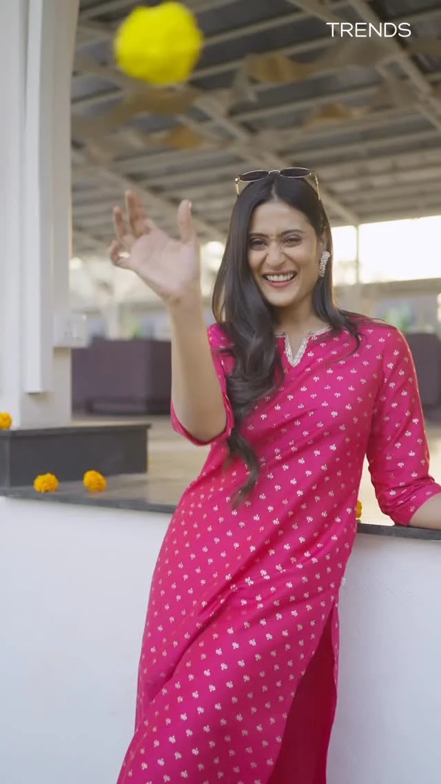 Celebrate the spirit of Ugadi with festive fashion ✨ From elegant designs to celebration-ready styles, discover outfits made for traditions and togetherness Make every celebration stylish with TRENDS #Ugadi #TRENDS #Sty...