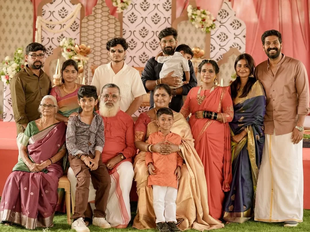 Our hearts may follow different paths and rhythms, but family love always finds its way back❤️ @abishekchandamarakshan @pratheekpro @aathhma @moulya_offl @kavyaragith_25 @raghuveer_rj Missing my anna and family.