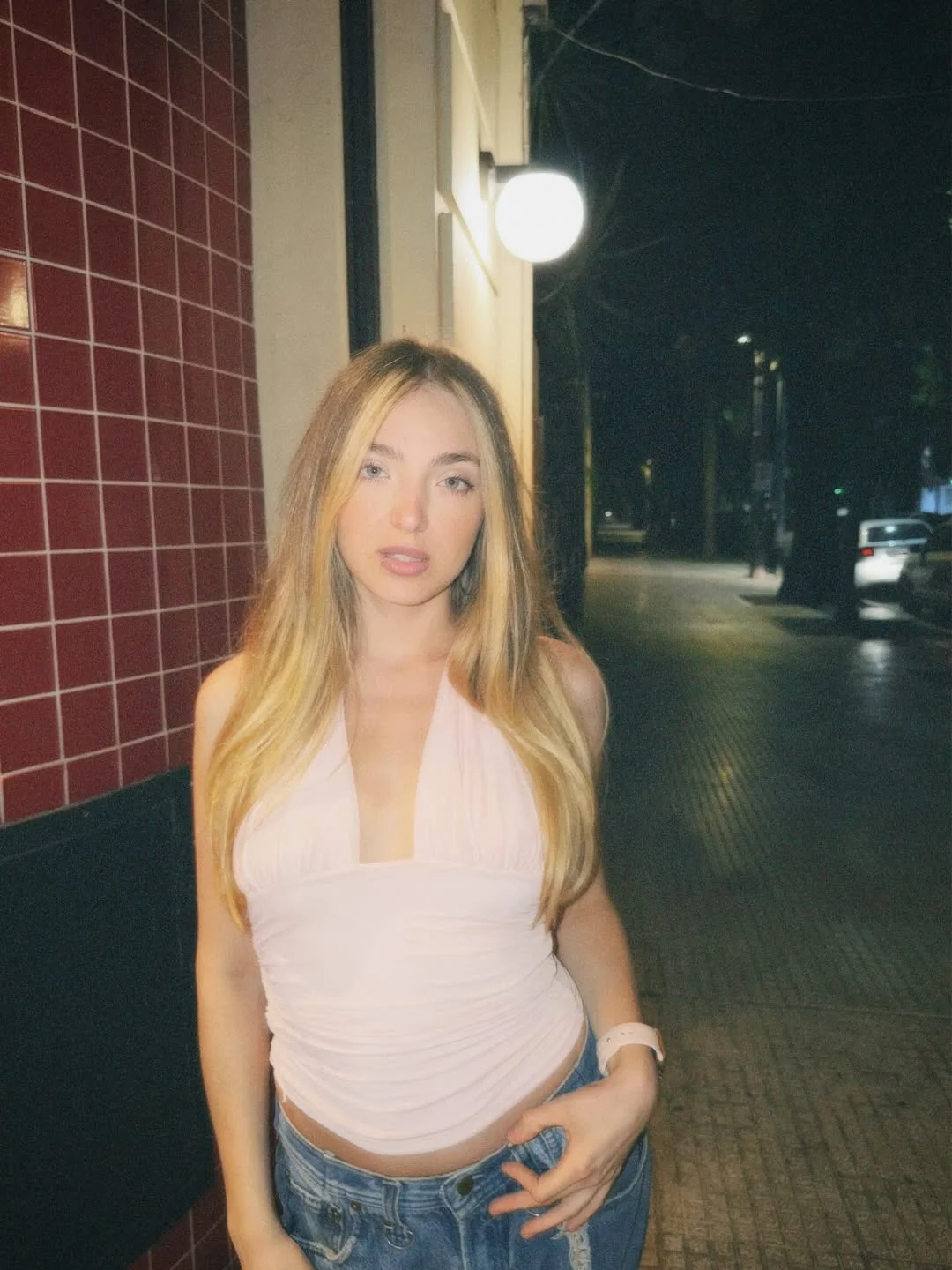 se iba alejando la cámara