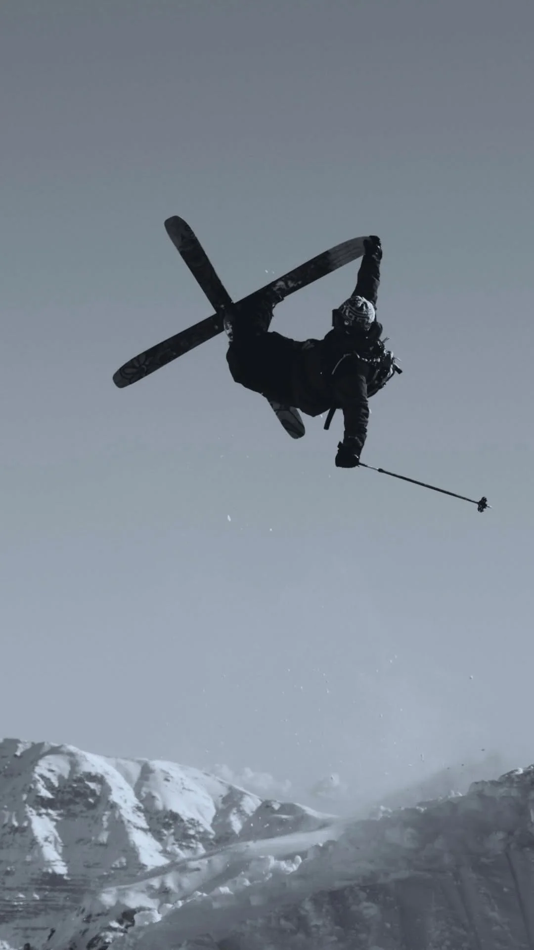 Mountains. Moments. Mood. A preseason trip for the books with @dennisranalter, @bobbybrown and @bennisolomon. Between Valle Nevado and La Parva, Chile, the crew was met with incredible conditions and a full-blown storm...